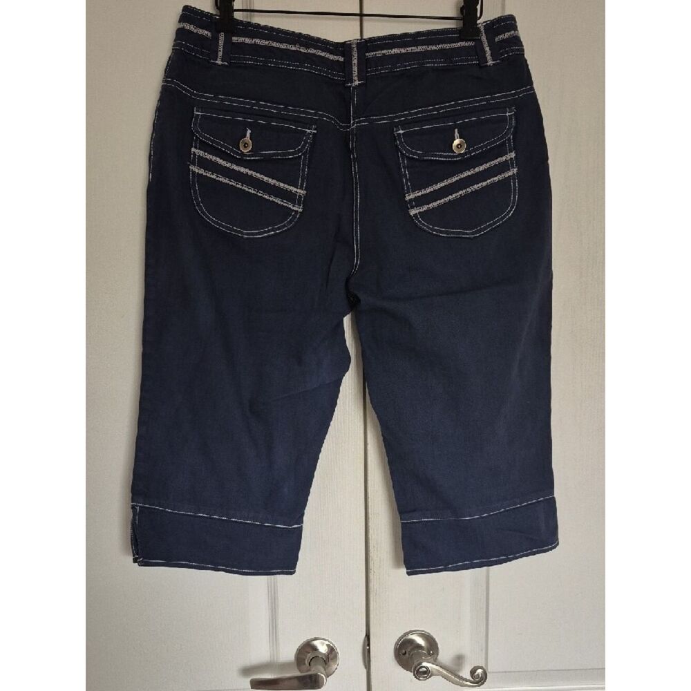 Women’s Dark Blue Cropped Jeans with Contrast Stitching - Picture 5 of 16